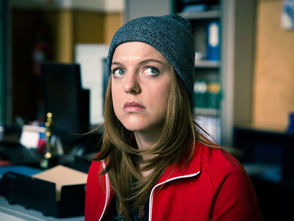 Ella Leyers als Paulien Rooze, inspecteur bij de Federale gerechtelijke politie