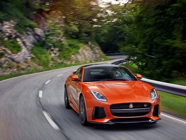 Jaguar F-Type SVR