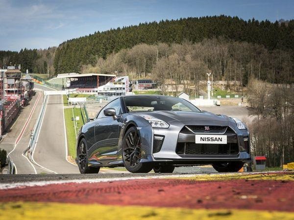 Nissan GT-R