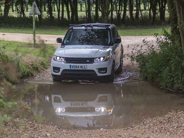 Land Rover : autonomie en 4x4
