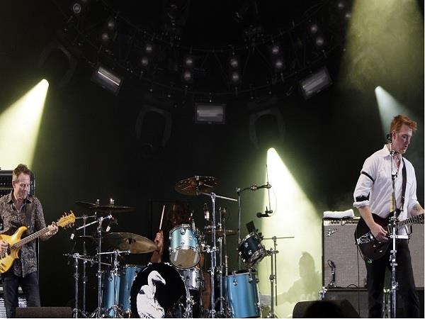 Them Crooked Vultures