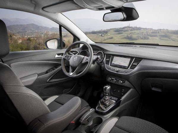 Opel Crossland X: interieur