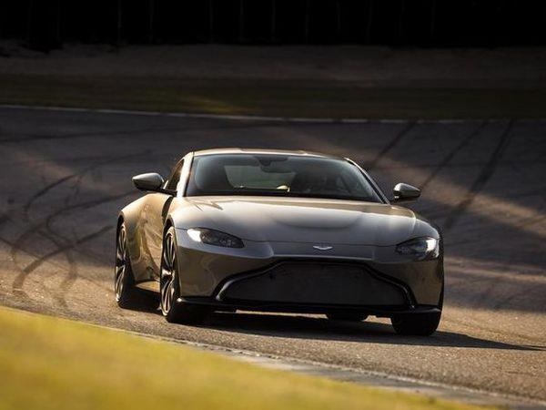 Aston Martin Vantage