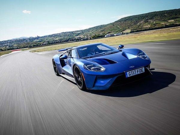 Ford GT