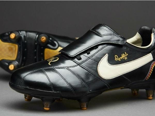 Nike Tiempo