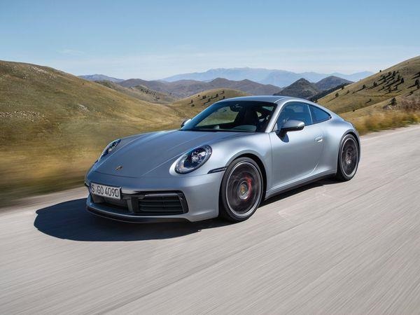 Porsche 911 992