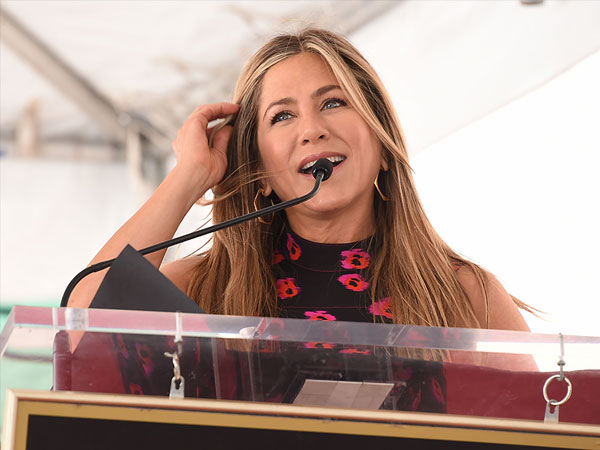 2 Jennifer Aniston