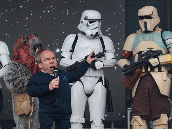 Warwick Davis