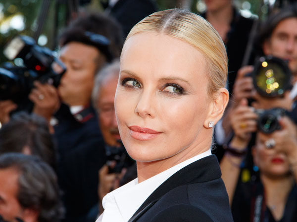 6. Charlize Theron (16,5 miljoen dollar)