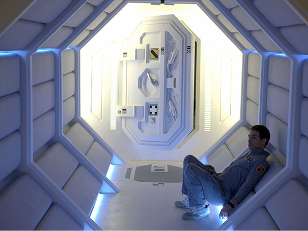 Moon (2009)