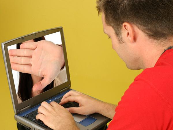 Virtuele wereld versus echte leven