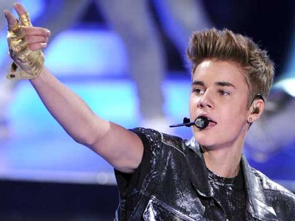 Noorse schoolexamens moeten wijken voor Bieberconcert