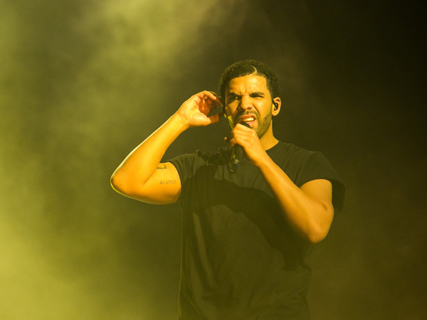 Deux morts et trois blessés à un concert de Drake