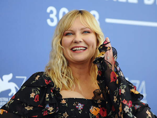 Kirsten Dunst "défoncée" sur le tournage de son dernier film