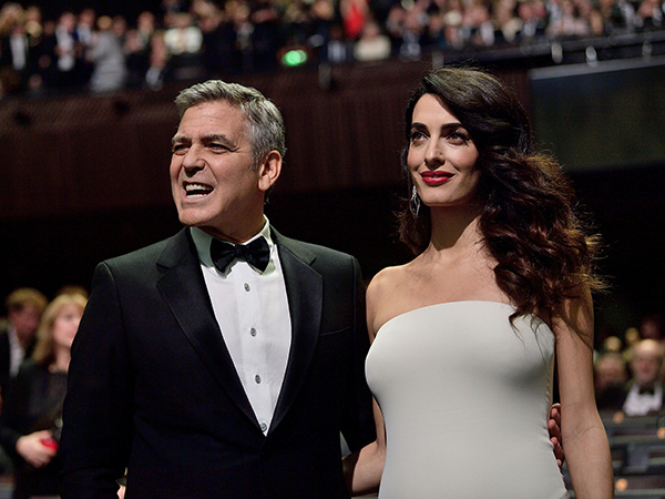 George Clooney couvre ses voisins de cadeaux !