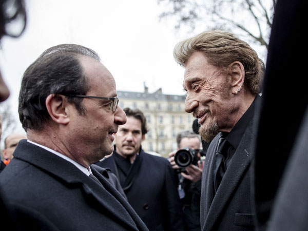 Johnny Hallyday se paie la tête de François Hollande