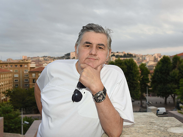 Pierre Ménès : "Je ne supporte pas Matthieu Delormeau"
