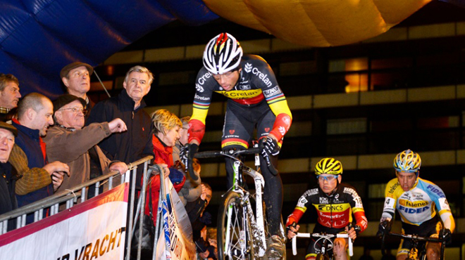 Zondag 14 december: Veldrijden - Zilvermeercross Mol (VIER, 16u55)
