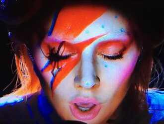 Lady Gaga – Hommage à David Bowie aux Grammy Awards