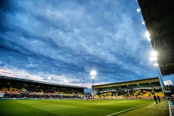 Lokeren reageert op geruchten rond faillissement: "Hopen Chinees contract zo snel mogelijk te verzilveren"