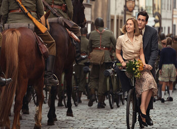 Lang verwachte WOII-serie ‘World on Fire’ vanaf eind oktober te zien op BBC First