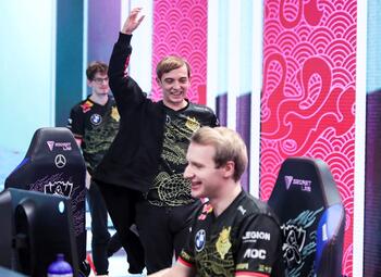 Fnatic à la maison, G2 Esports en ½ finale