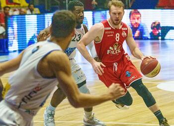 Wie houdt pletwals Filou Oostende tegen in de Euromillions Basket League?