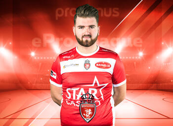L’équipe et la tactique personnalisée du joueur pro de Mouscron “Rego”