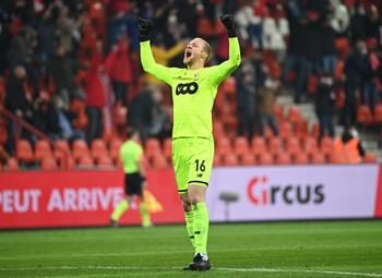Clap 50e pour Arnaud Bodart avec le Standard