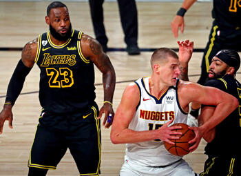 De Lakers trekken aan het langste eind tegen Denver