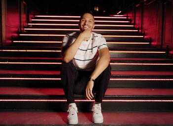 Bekijk het VICE Interview met TheColorGrey