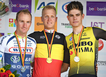 Qui endossera le maillot noir-jaune-rouge à Anzegem?