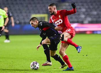 Le Standard de Liège et Anderlecht s’affrontent dans un duel de clubs malades
