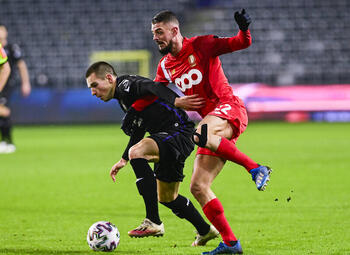 Bleek Standard en matig Anderlecht kleuren zondag de Clasico