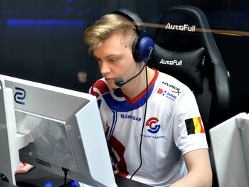 Syman Gaming-speler Nicolas “Keoz” Dgus: “Ik geef me volledig voor mijn team om samen zo ver mogelijk te geraken.”