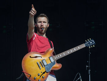 AB Canapé: place aux accents funkies du groupe Vulfpeck