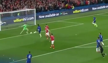 16 décembre : Triplé de Batsman en League Cup!