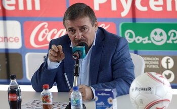 L’entraîneur : Oscar Ramirez