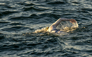 17 september - Sarah Thomas vier keer het Kanaal over