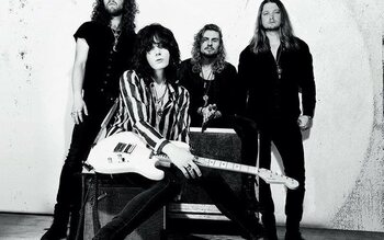 Tyler Bryant & The Shakedown