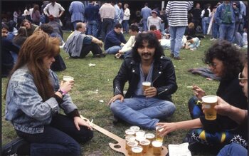 Parmi les remplaçants : Nirvana !