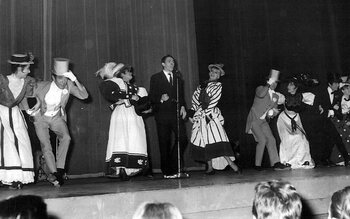1960 – 1962 – Une relation trouble avec la Belgique