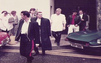 Two Tribes – Frankie Goes to Hollywood