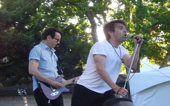 Dead Kennedys – Holiday in Cambodia
