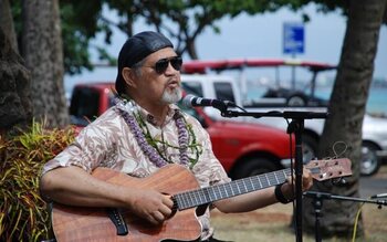 Cyril Pahinui