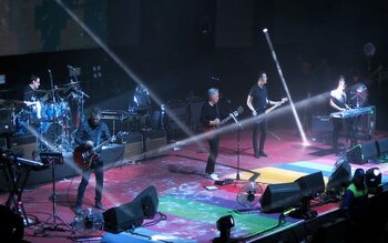 New Order : dansez jusqu’au bout de la nuit !