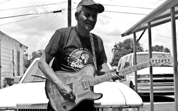 Paul Alton 'Lil' Buck' Sinegal