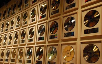 Les 10 artistes belges et néerlandais qui ont eu le plus de succès