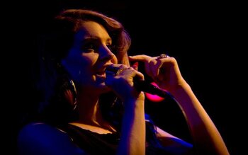 Lana del Rey, bij leven en welzijn