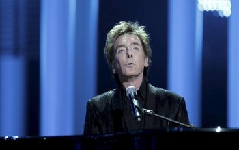 It's Just another New Year's Eve - Barry Manilow